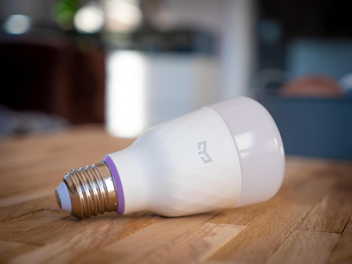 Czy warto inwestować w systemy smart home? Plusy, koszty i zwrot z inwestycji